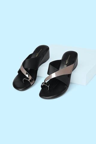 black solid casual women comfort sandals