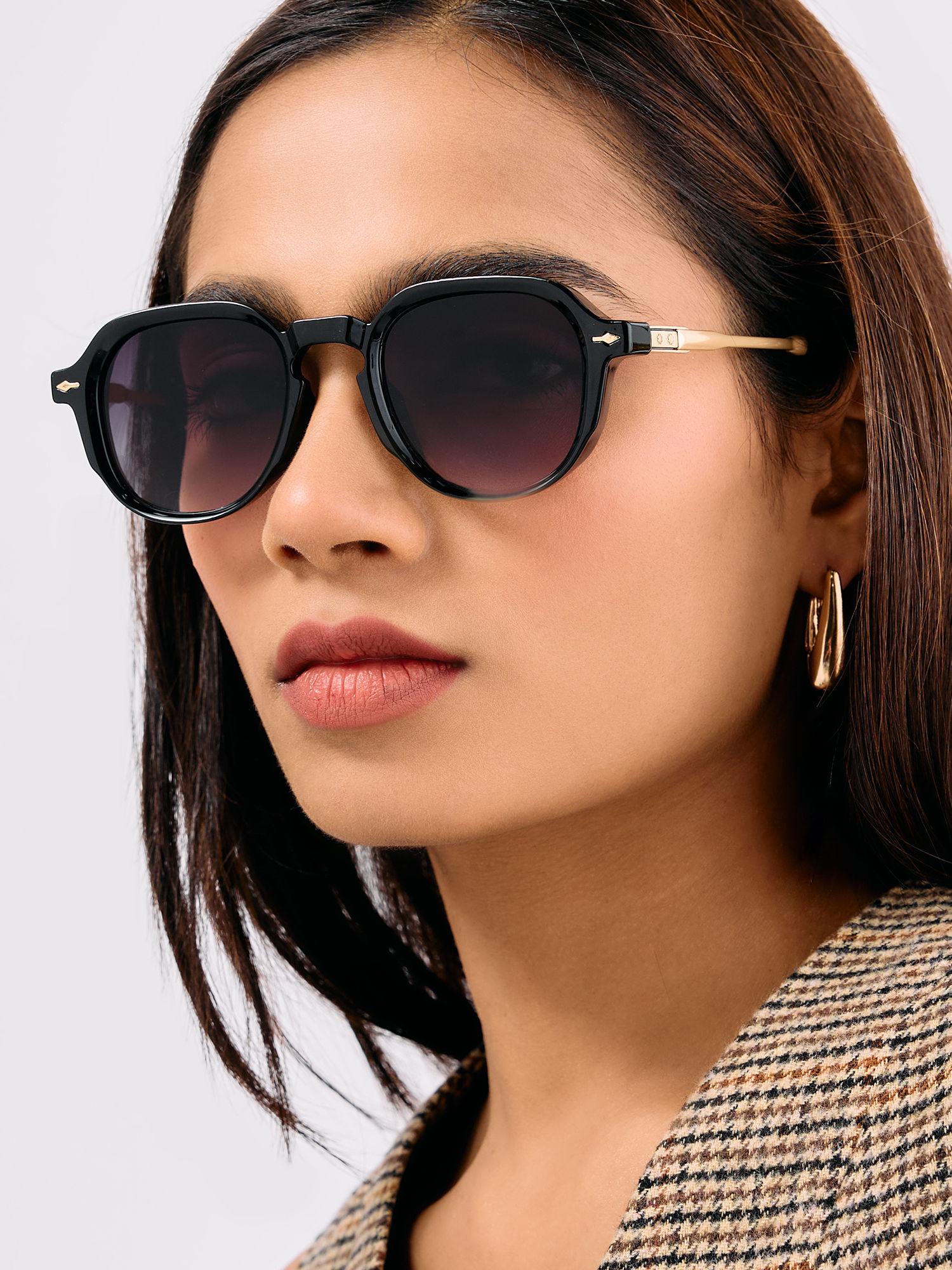 black solid classic sunglasses