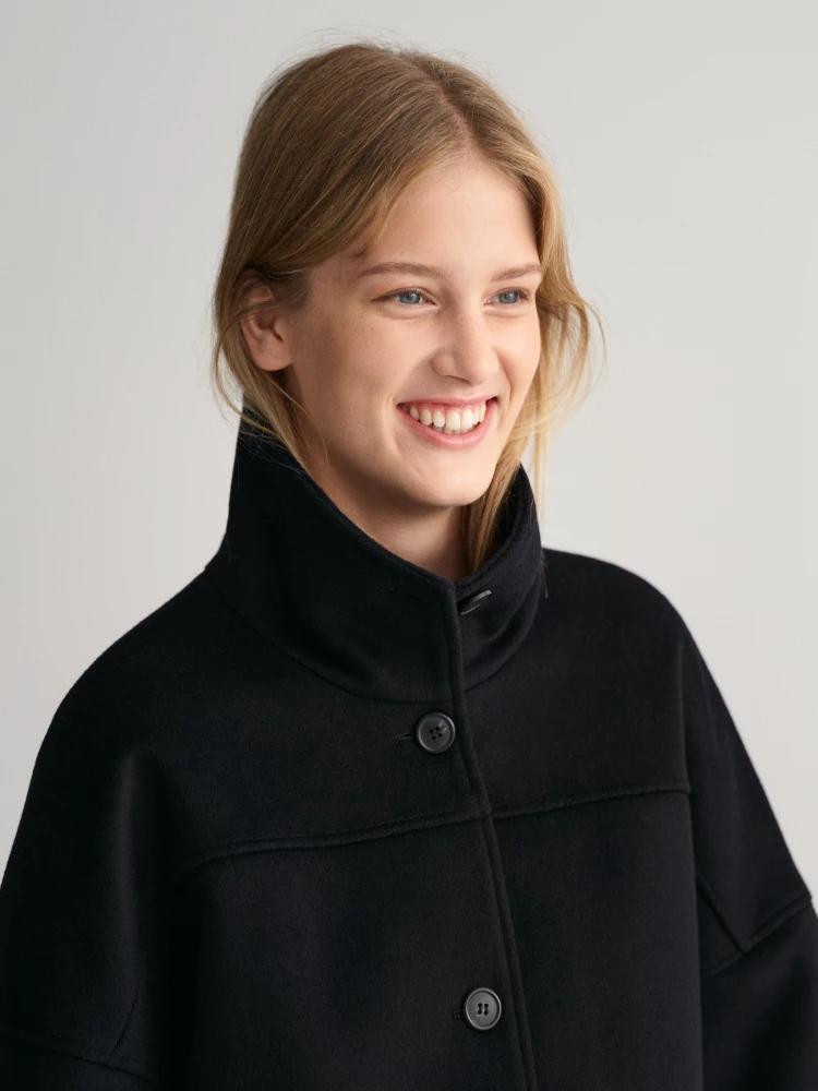 black solid collar jacket