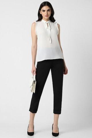 black solid crop length casual women slim fit trousers