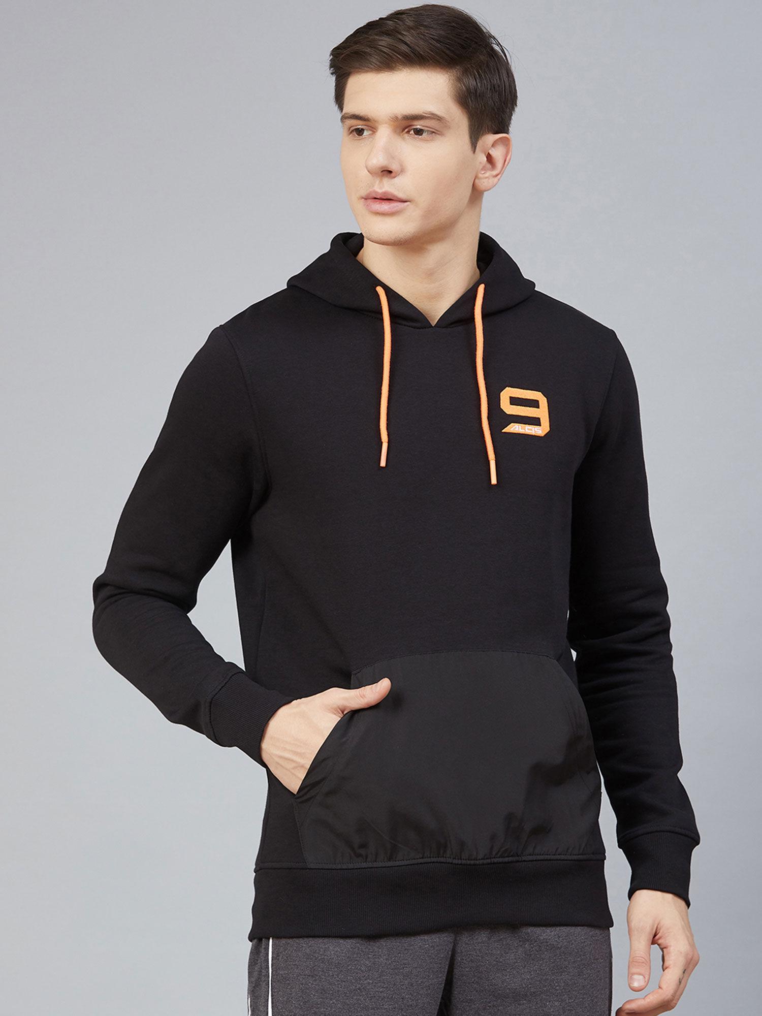 black solid hooded sweatshirt