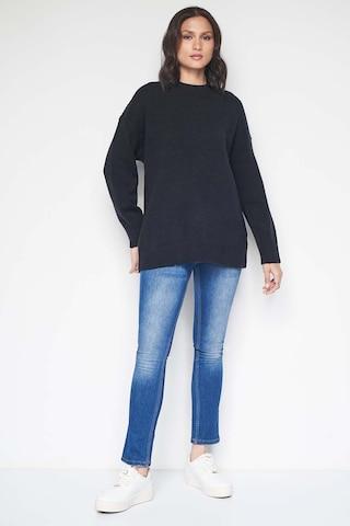 black solid polyester crew neck women loose fit sweaters