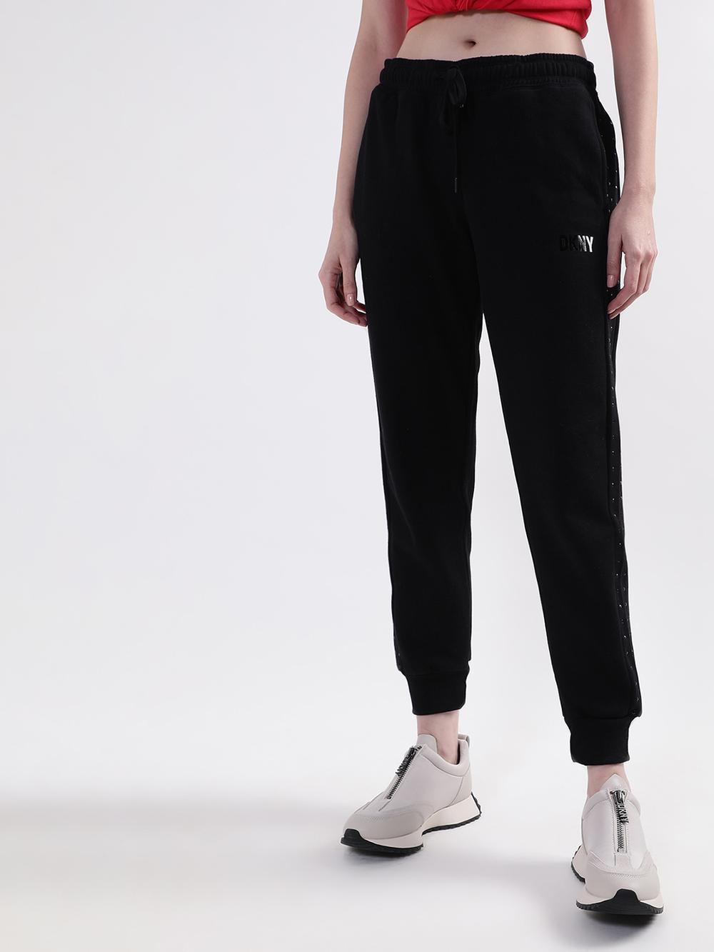 black solid regular fit sweatpant