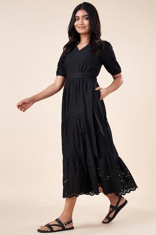 black solid v neck casual calf-length elbow sleeves women flared fit ethnic dresses