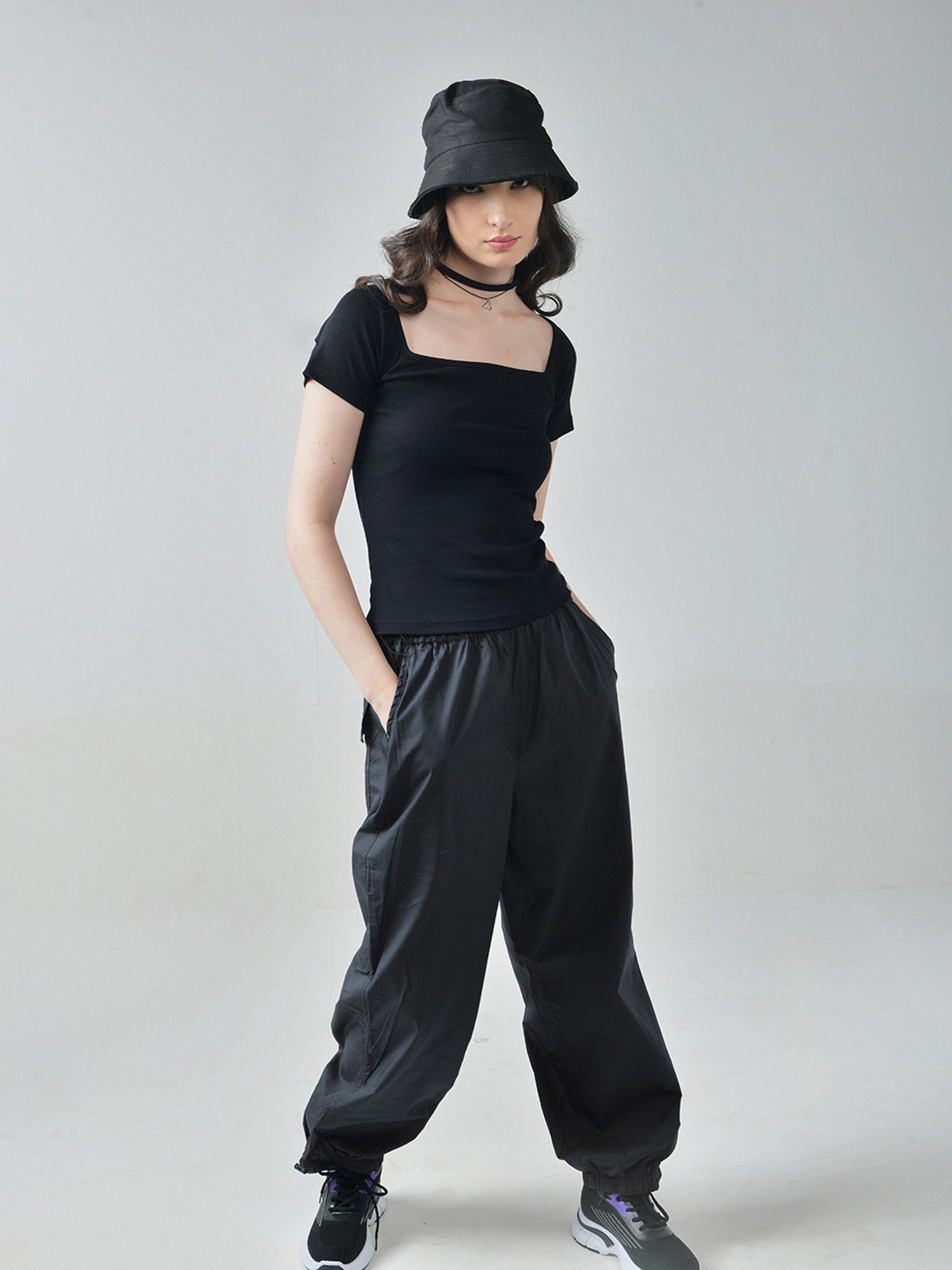 black square neck top & black parachute pants (set of 2)