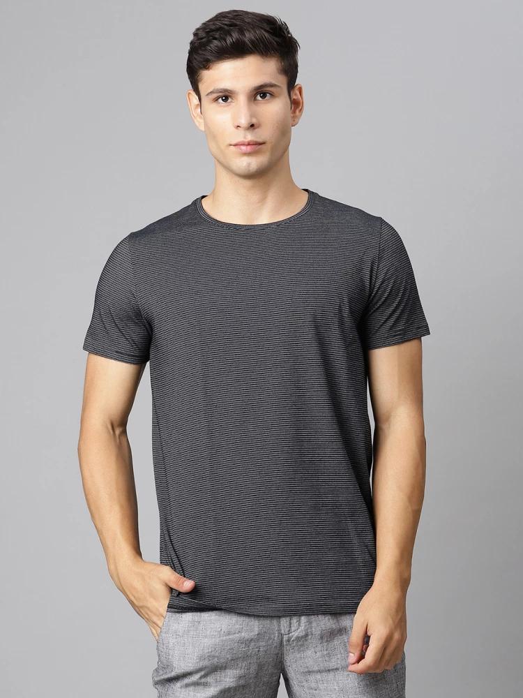 black striped round neck tshirt