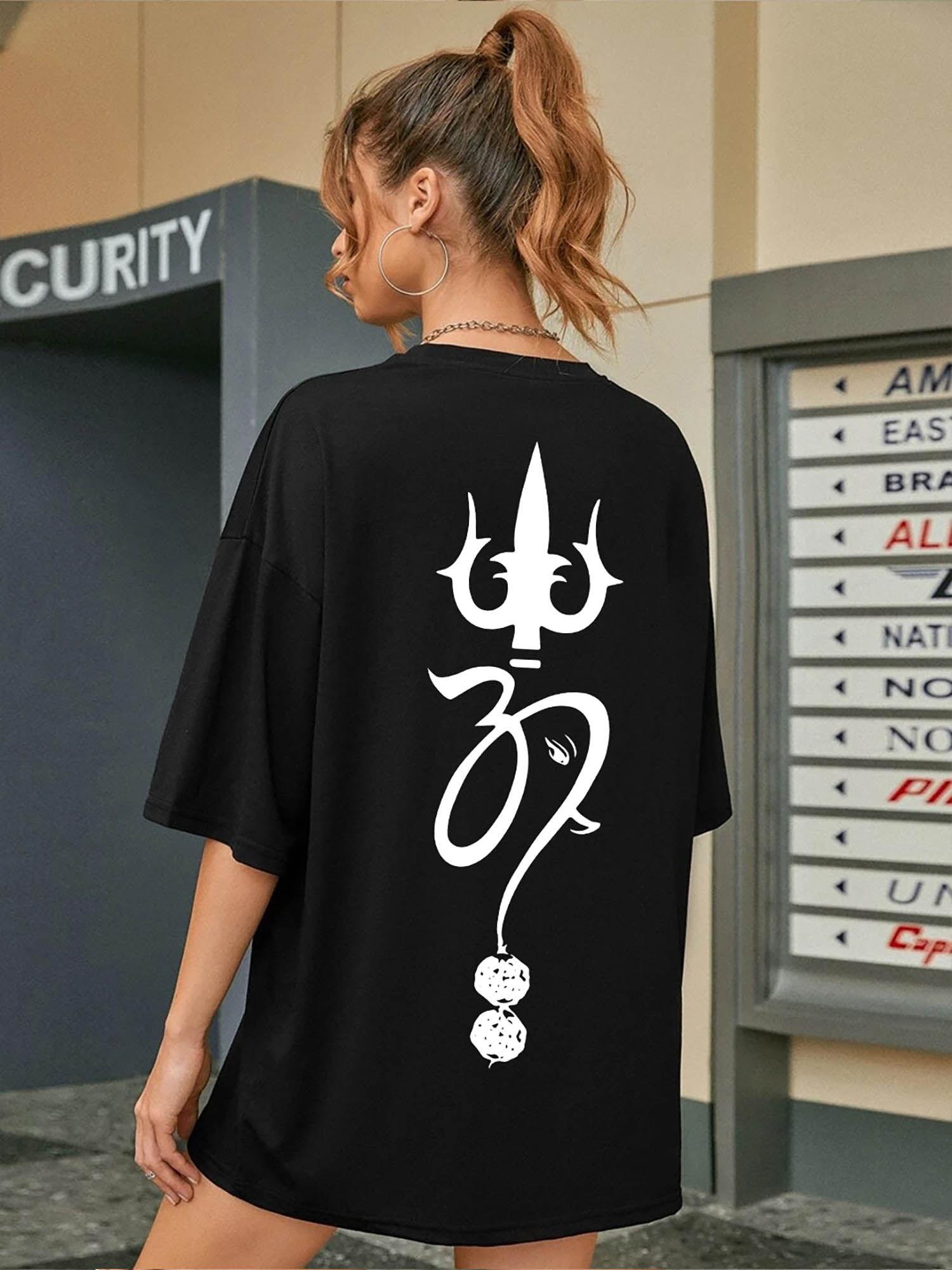 black t-shirt for women