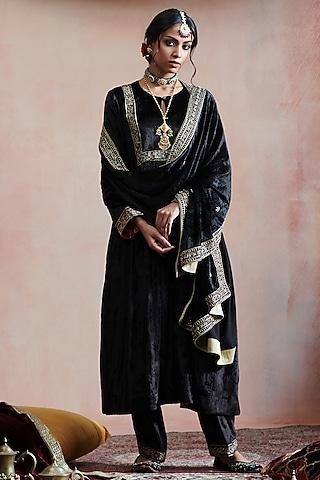 black velvet hand embroidered kurta set