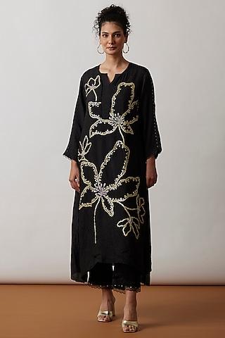 black viscose silk embroidered kurta set