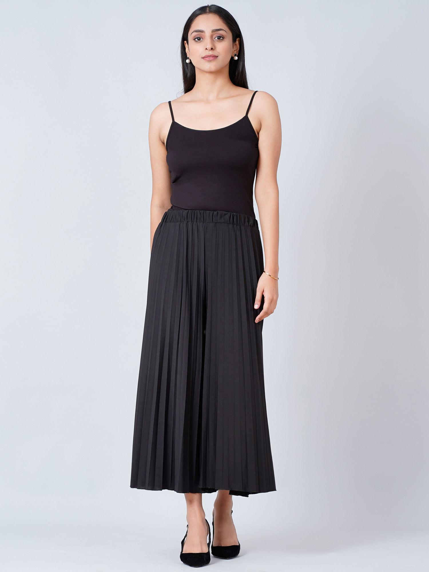 black wide leg pleated palazzo