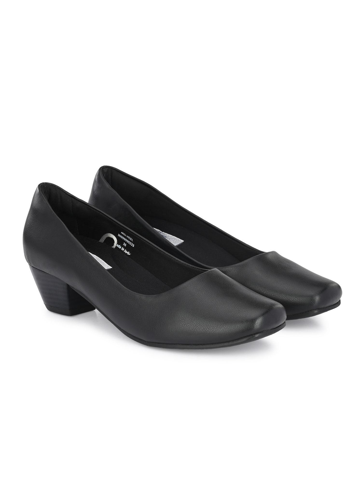 black women heeled pumps