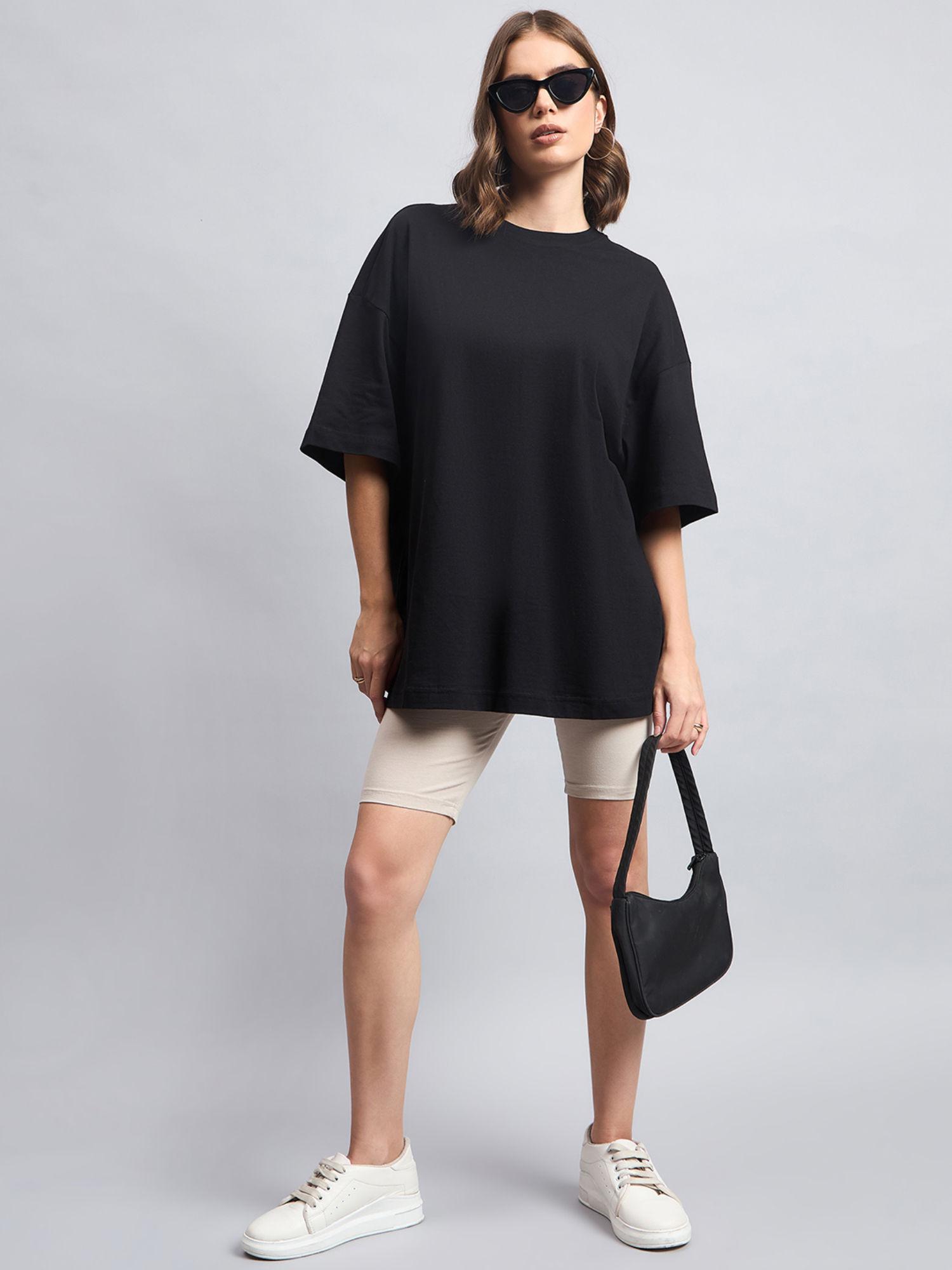 black women round neck oversized t-shirt