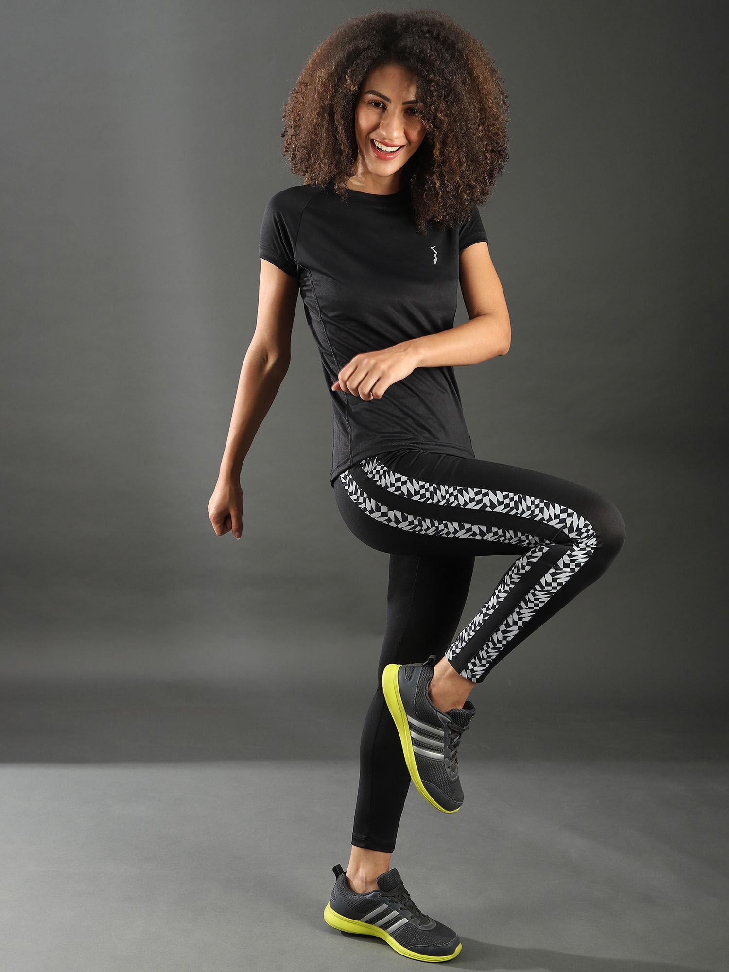 black women stylish sports dry-fit tights