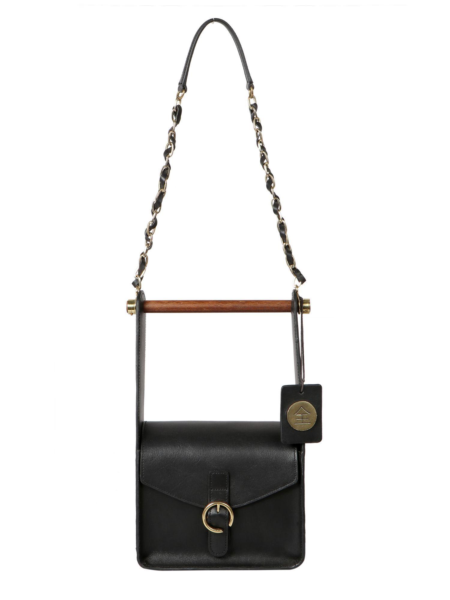 black zazen 06 shoulder bag