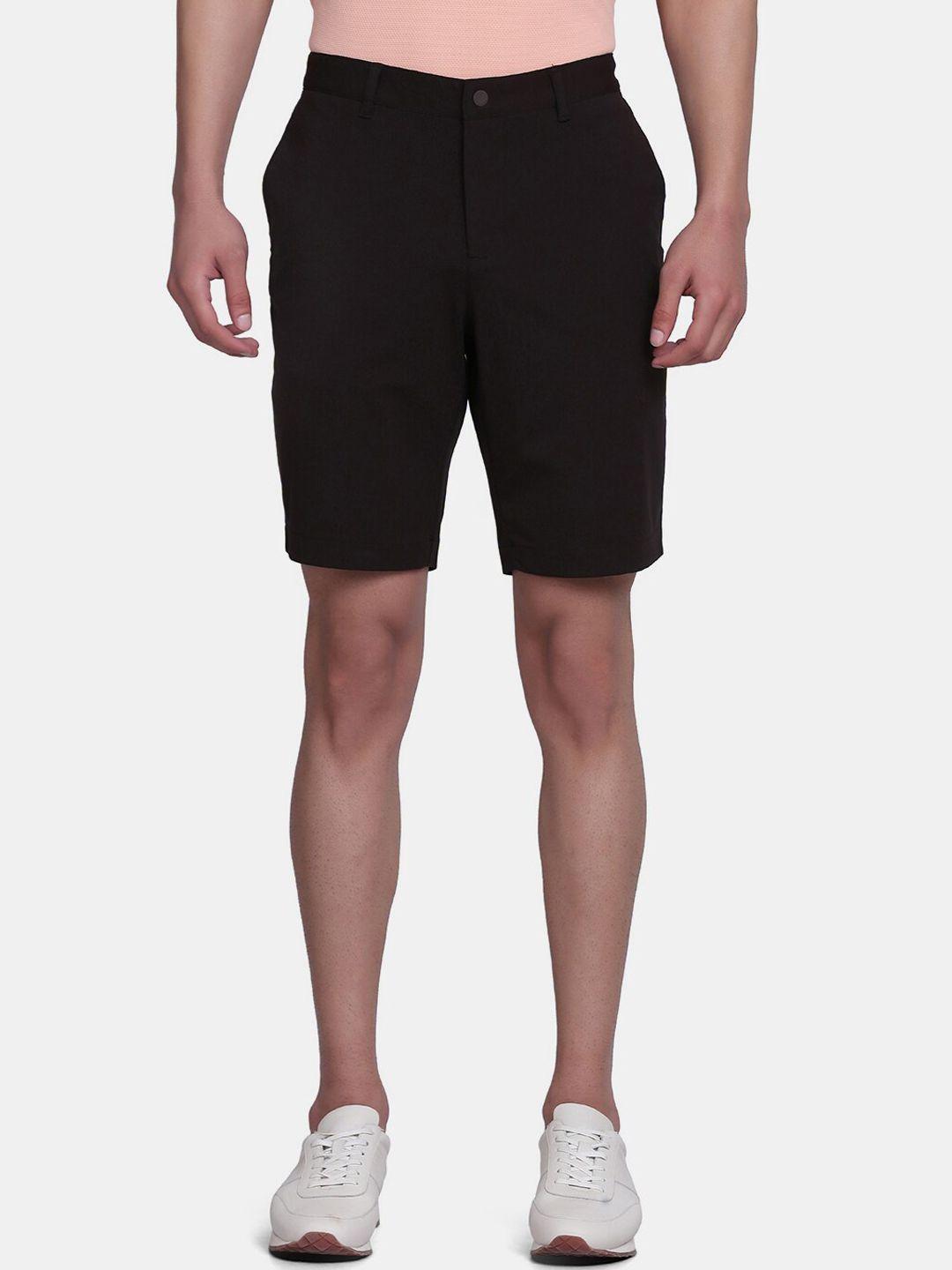 blackberrys men black bs-10 slim fit low-rise shorts