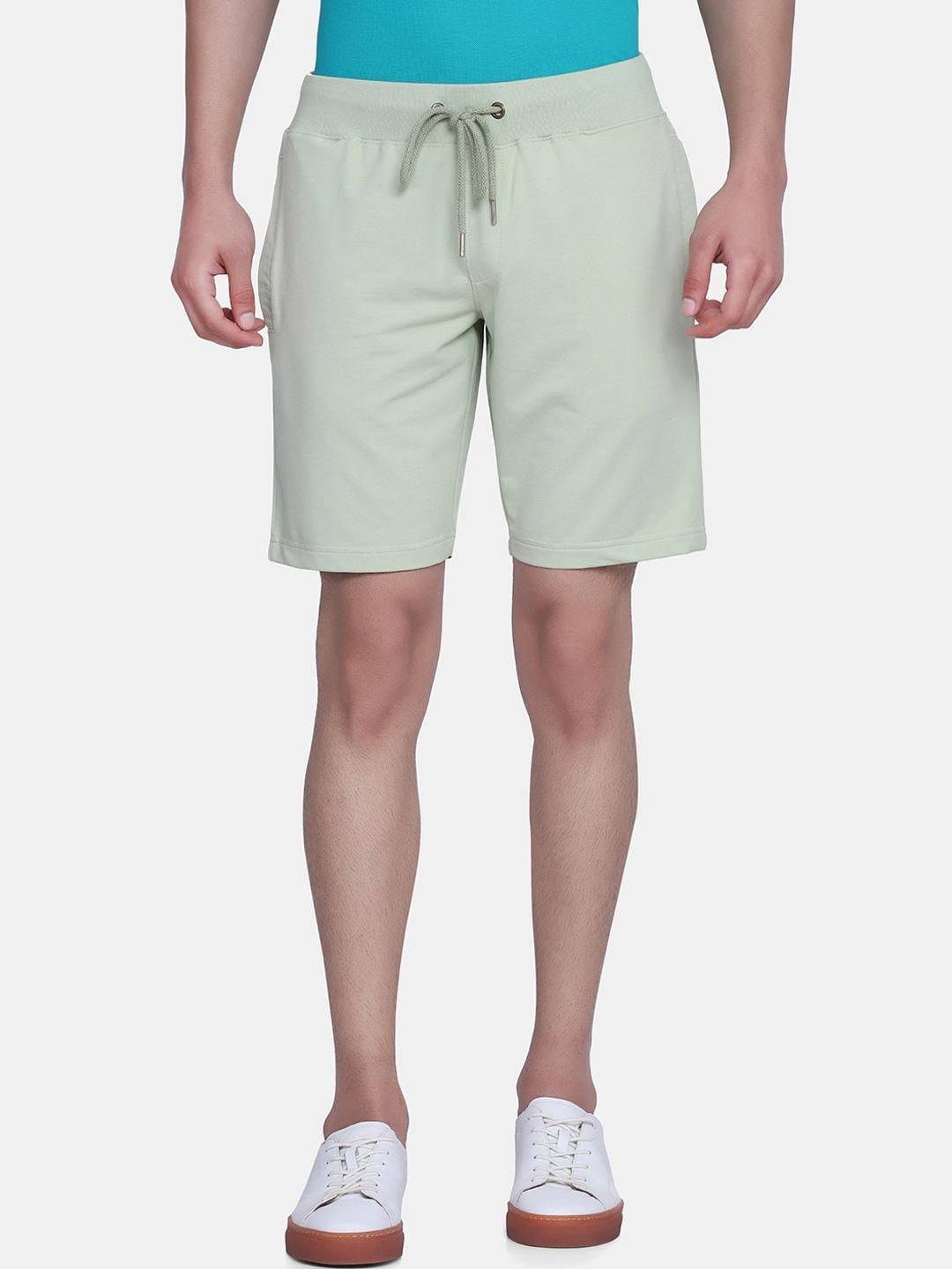 blackberrys men green bs-10 slim fit low-rise shorts