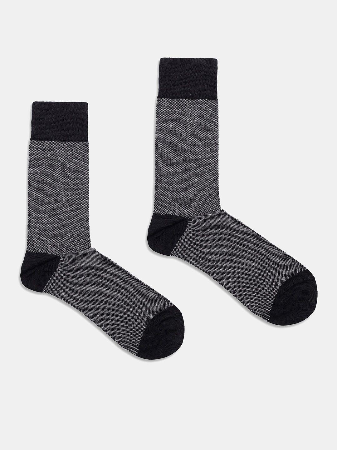 blackberrys men patterned calf length socks