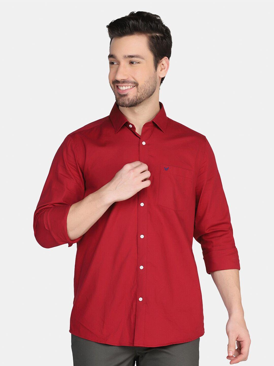 blackberrys men red solid pure cotton slim fit casual shirt