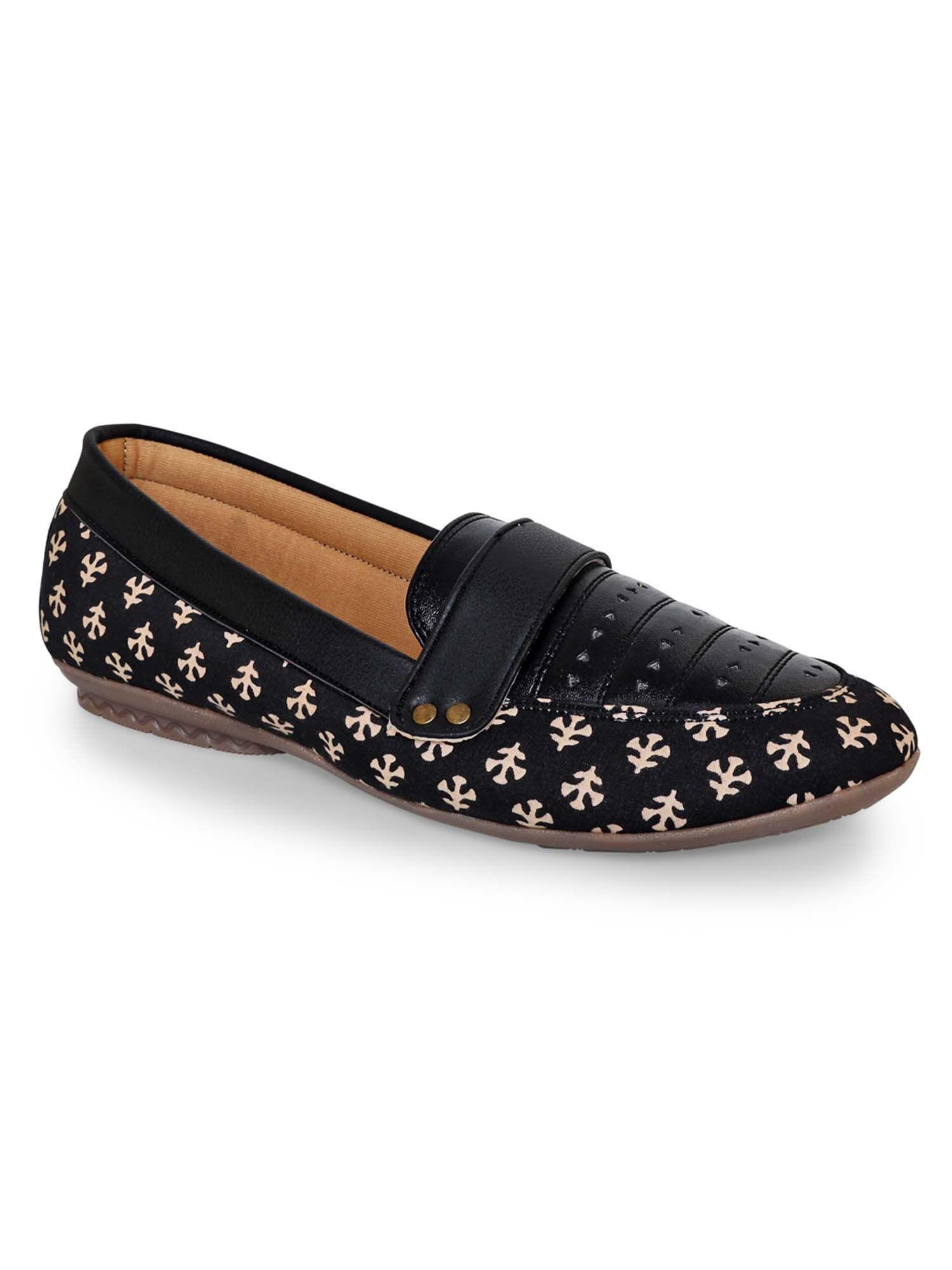 block print black moccasins