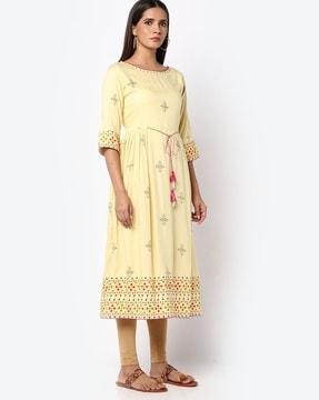 block print flared kurta with tasselled tie-up