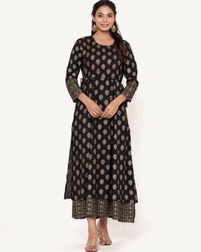 block print round-neck gown