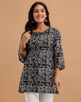 block print round-neck kurta