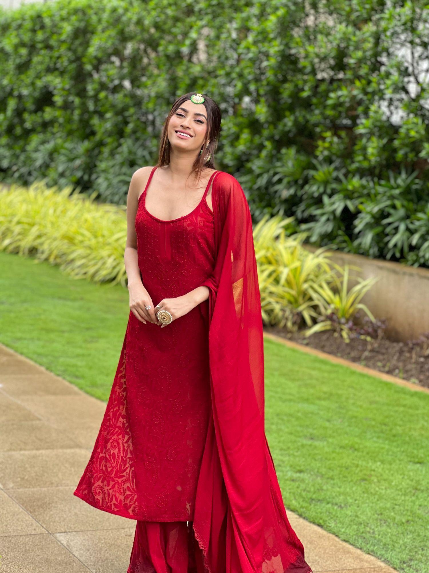 blood red chikankari kurta