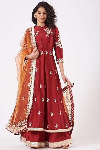 blood-red embroidered anarkali set