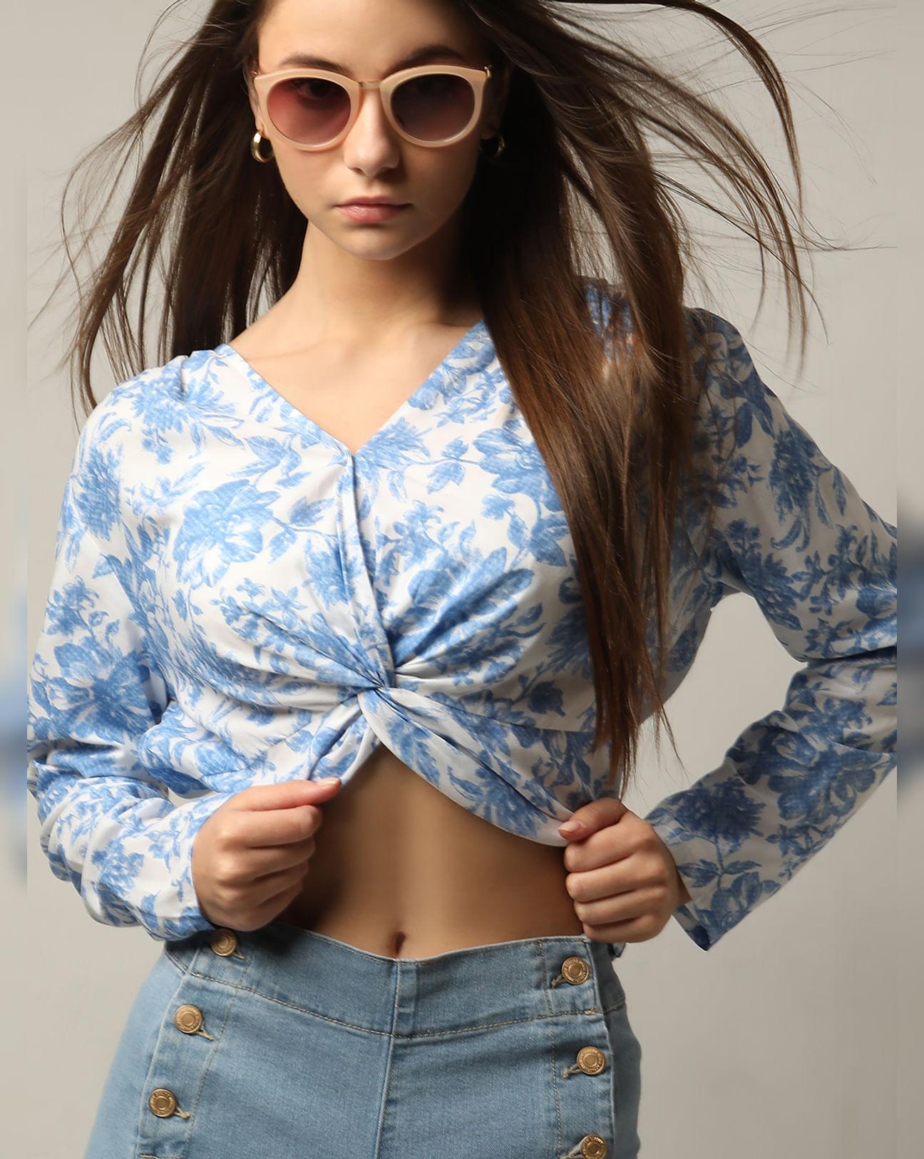 blue & white floral print cropped top