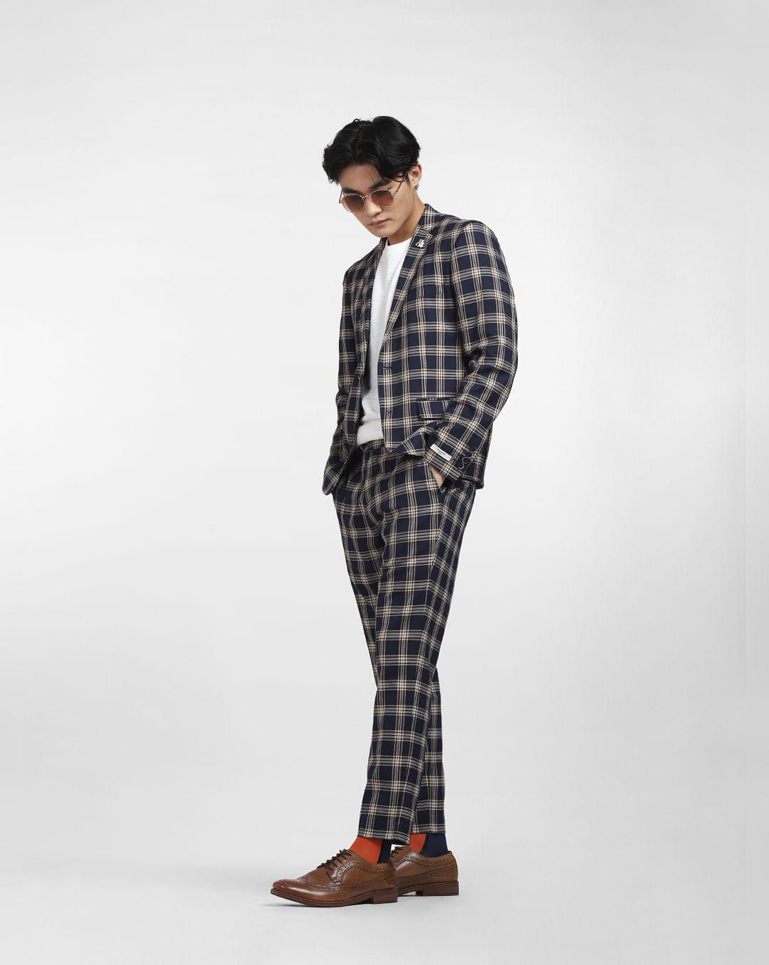 blue mid rise check print trousers