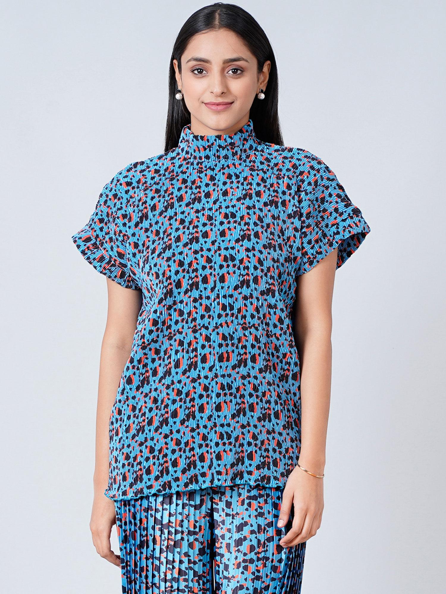 blue animal print top