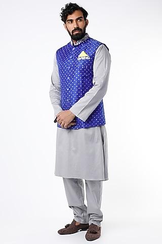 blue bandhani printed bundi jacket