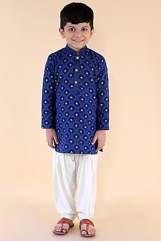 blue embroidered kurta set for boys