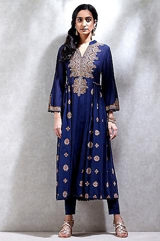 blue embroidered kurta with leggings & inner