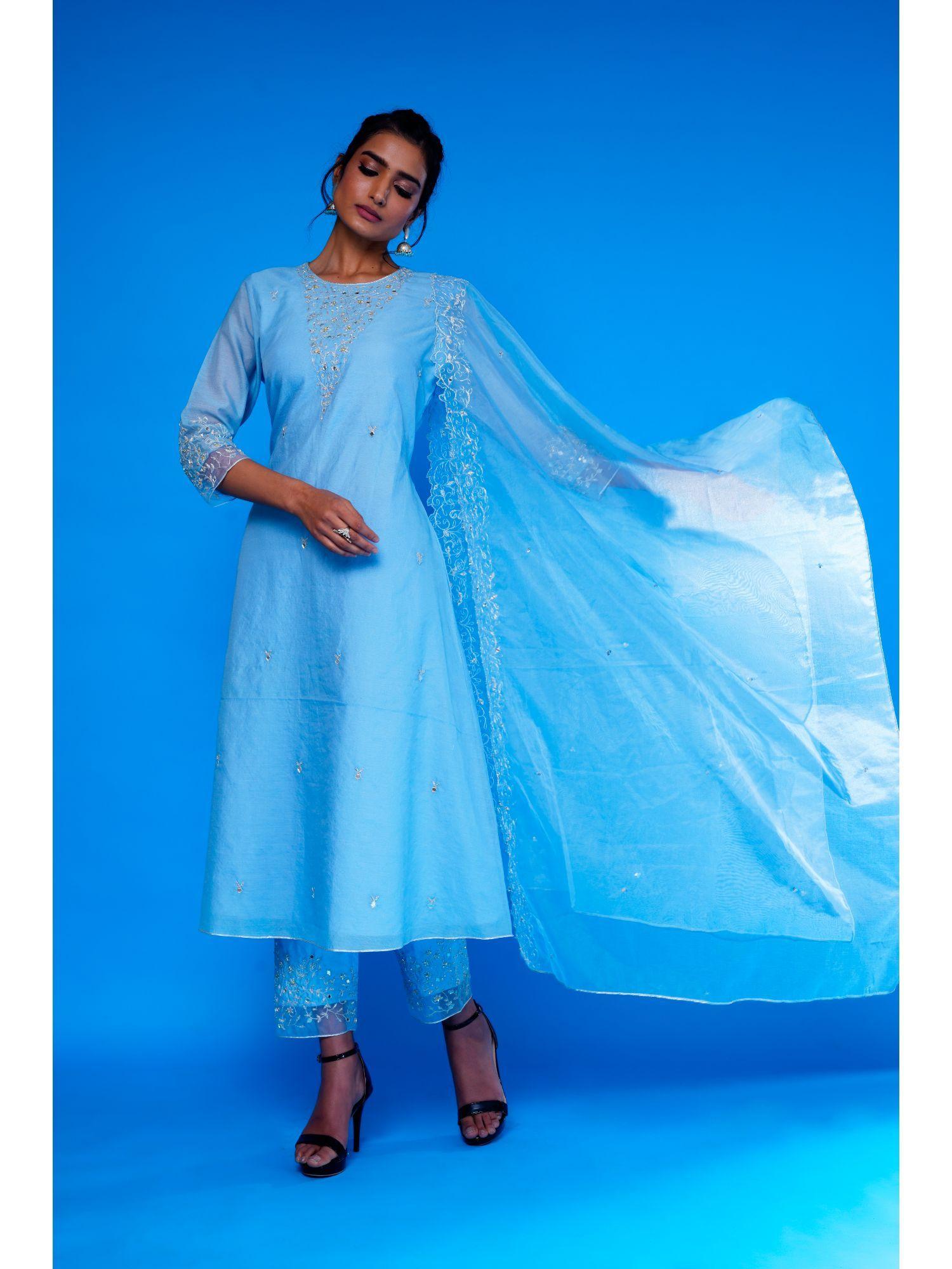 blue embroidered kurta with pants and organza dupatta (set of 3)
