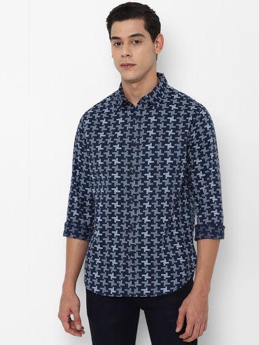 blue printed shirt