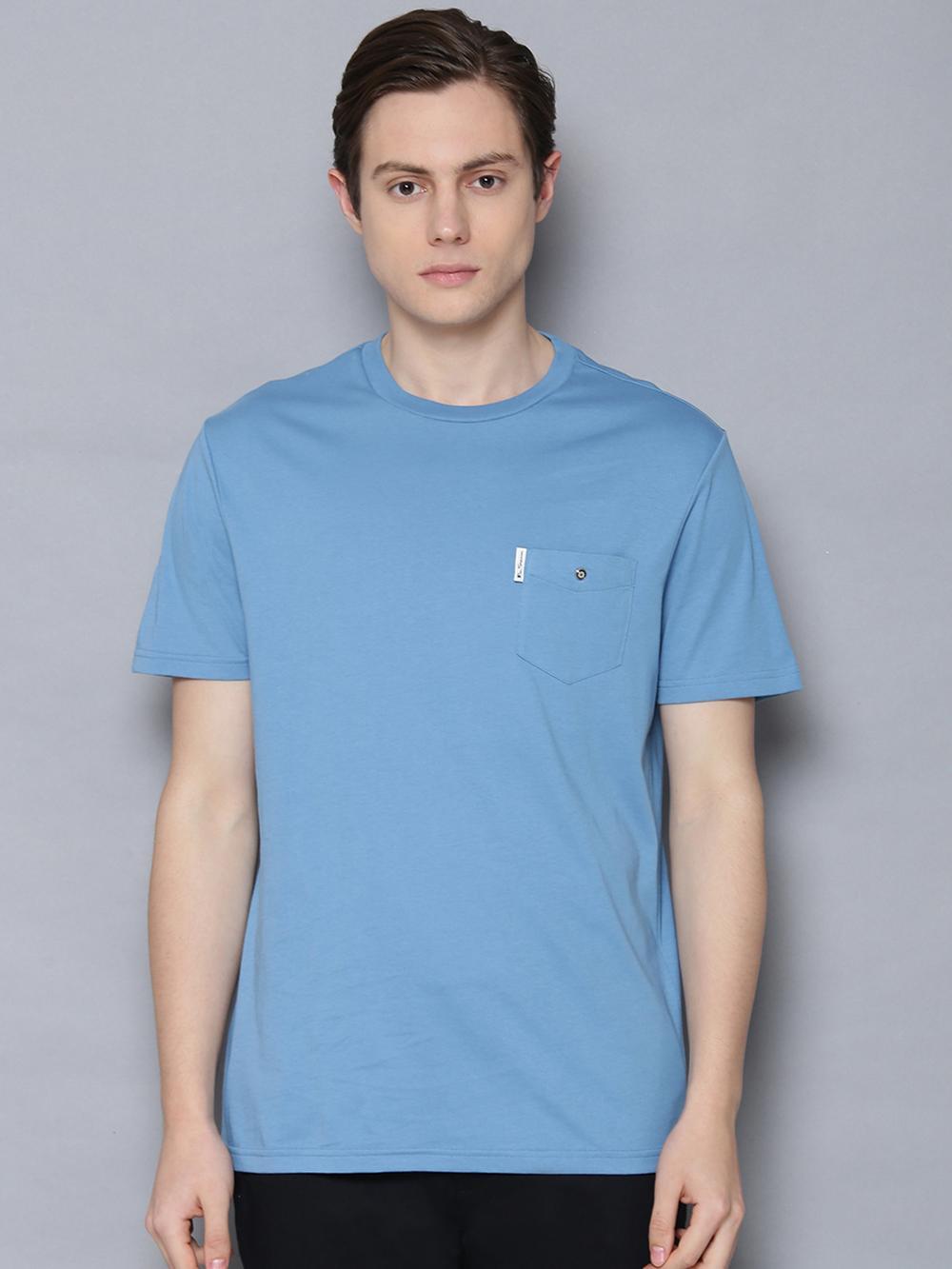 blue solid round neck t-shirt