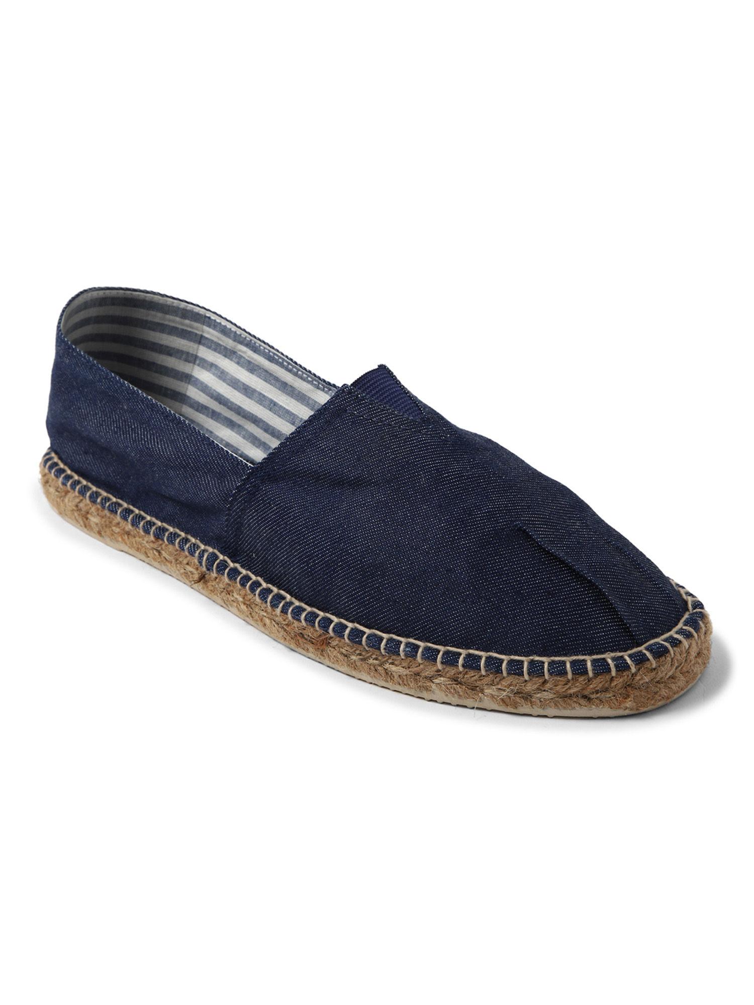 blue solid round toe slip-on shoes