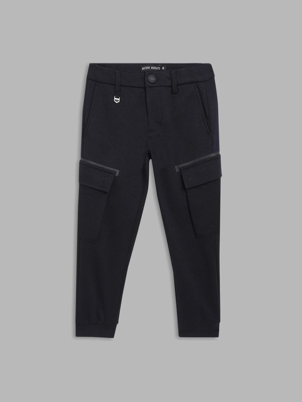 blue solid skinny fit trouser