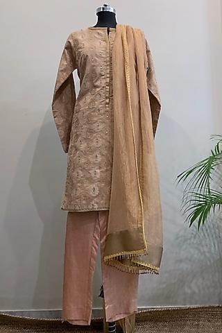 blush pink hand embroidered kurta set