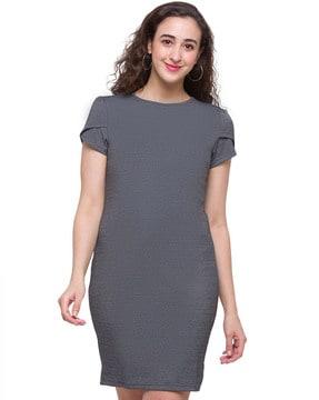 boat-neck bodycon dress