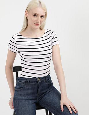 boat neck horizontal stripes t-shirt