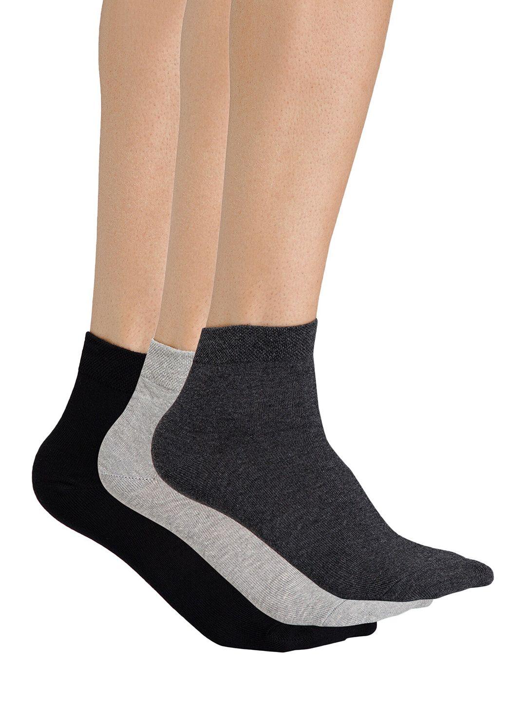 bodycare men pack of 3 assorted cotton above ankle length socks