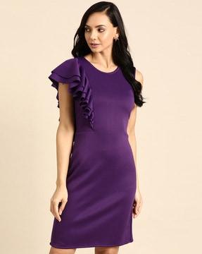 bodycon dress with ruffled sleeve