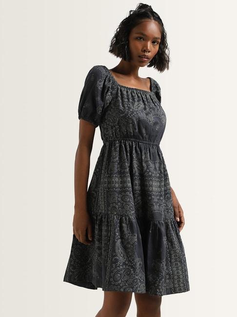 bombay paisley by westside black paisley print tiered dress