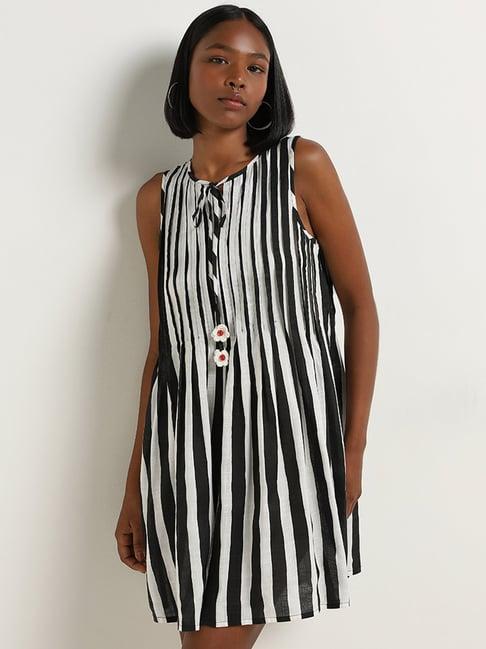 bombay paisley by westside black striped design a-line dress