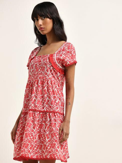 bombay paisley by westside red floral printed tiered cotton dress