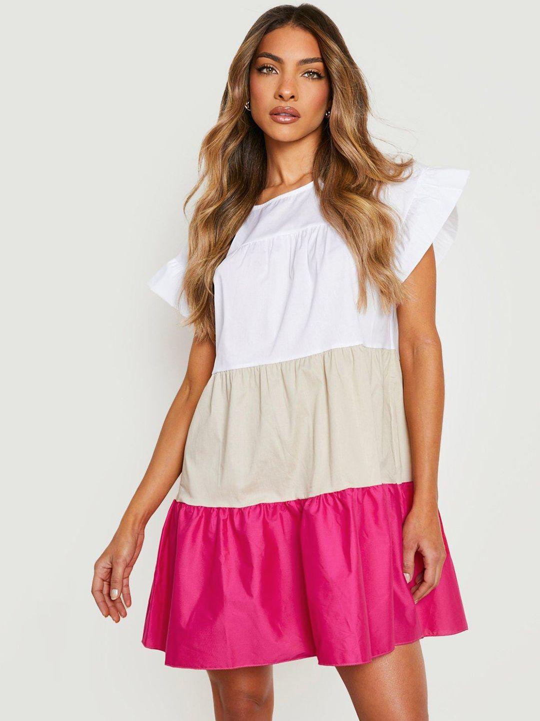 boohoo colourblocked flutter sleeve tiered dress