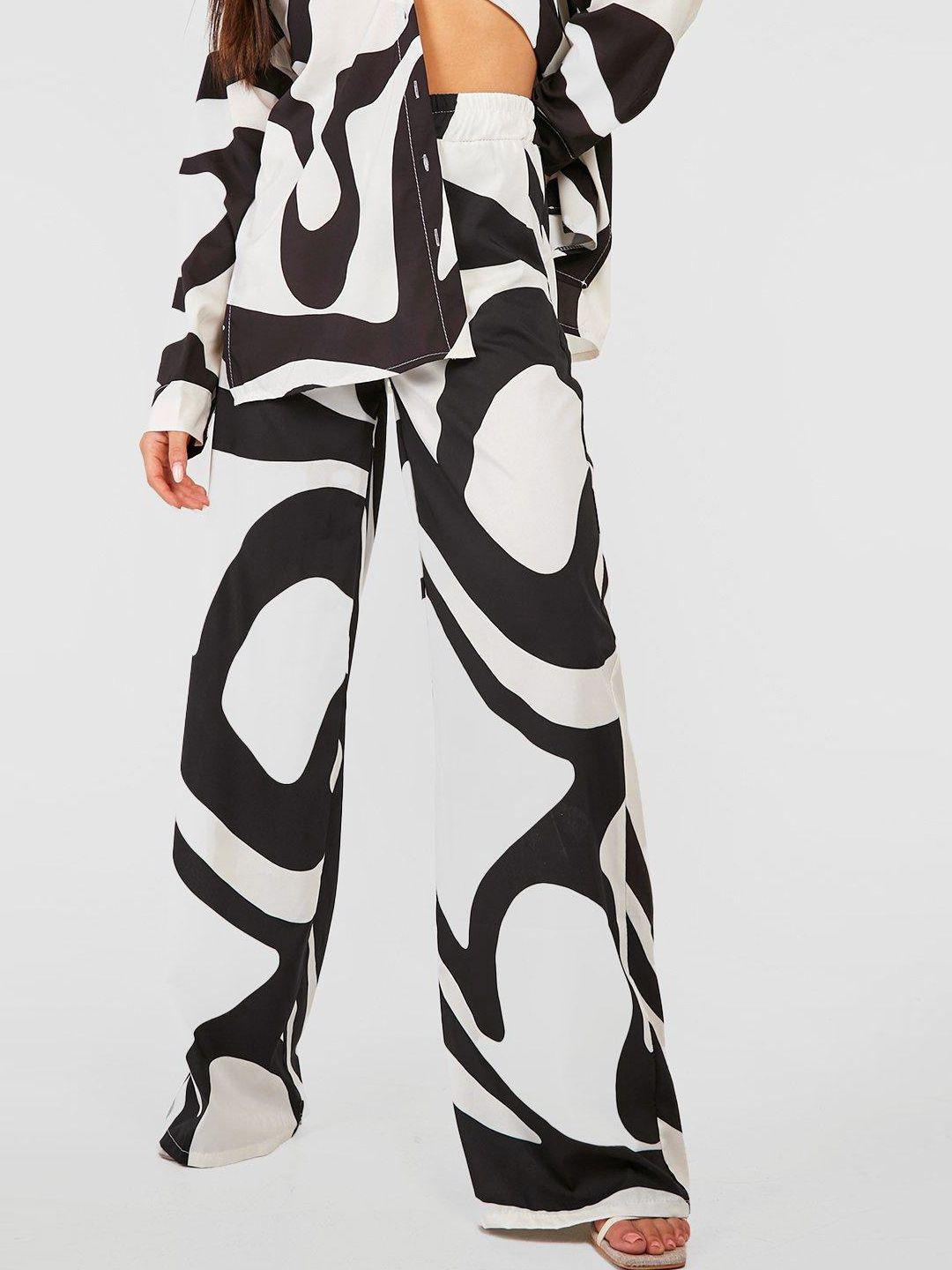 boohoo women printed relaxed wide leg trousers