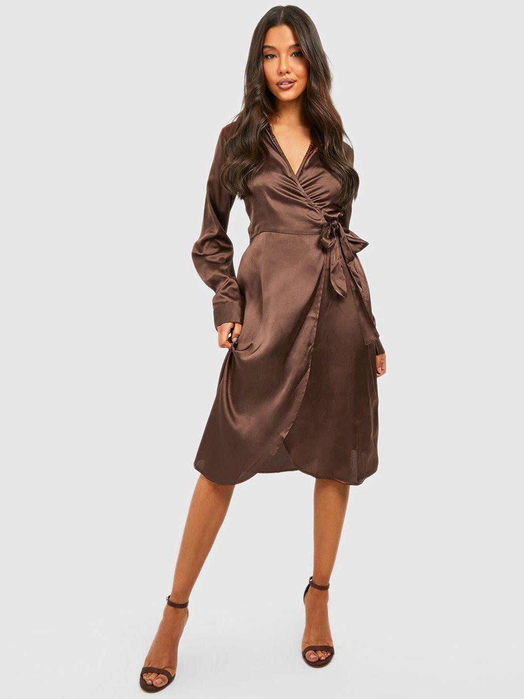 boohoo wrap midi dress